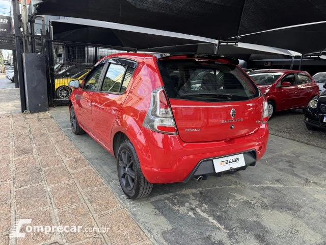 SANDERO - 1.6 GT LINE LIMITED 4P MANUAL