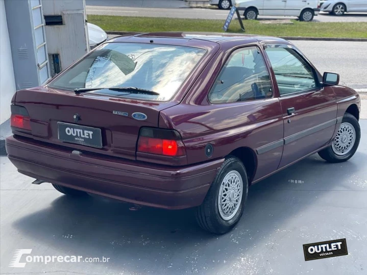ESCORT 1.8 I GLX 8V GASOLINA 2P MANUAL