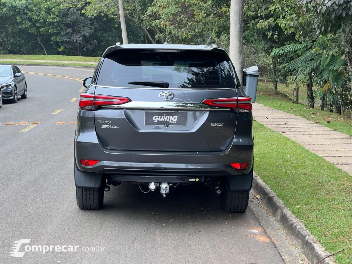 HILUX SW4 3.0 SRV 4X4 7 Lugares 16V Turbo Intercooler