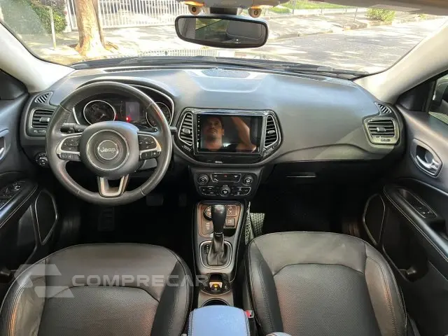 COMPASS - 2.0 16V LONGITUDE 4X4 AUTOMÁTICO
