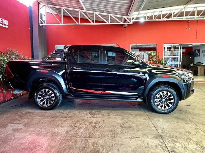 HILUX 2.8 D-4D TURBO DIESEL CD GR-S 4X4 AUTOMÁTICO