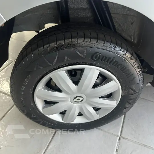 SANDERO Authentique Hi-Flex 1.0 16V 5p