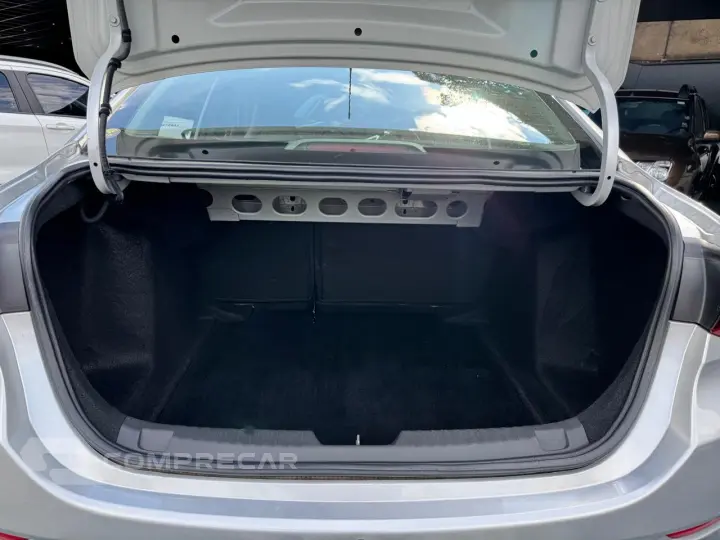 ONIX 1.0 Turbo Plus Premier