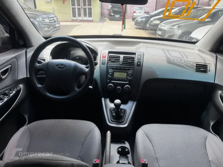 Tucson 2.0 16V 4P GL