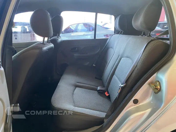 CLIO 1.0 Authentique 8V