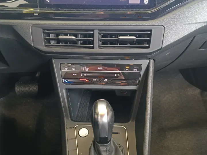 NIVUS 1.0 200 TSI TOTAL  HIGHLINE AUTOMÁTICO