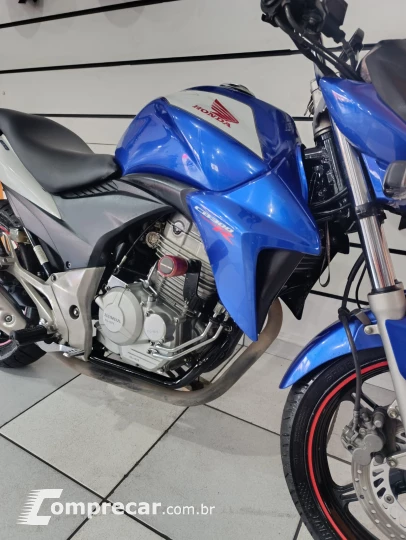 CB 300
