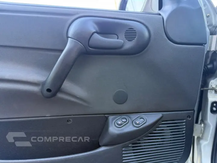 CLASSIC 1.0 MPFI LS 8V FLEX 4P MANUAL