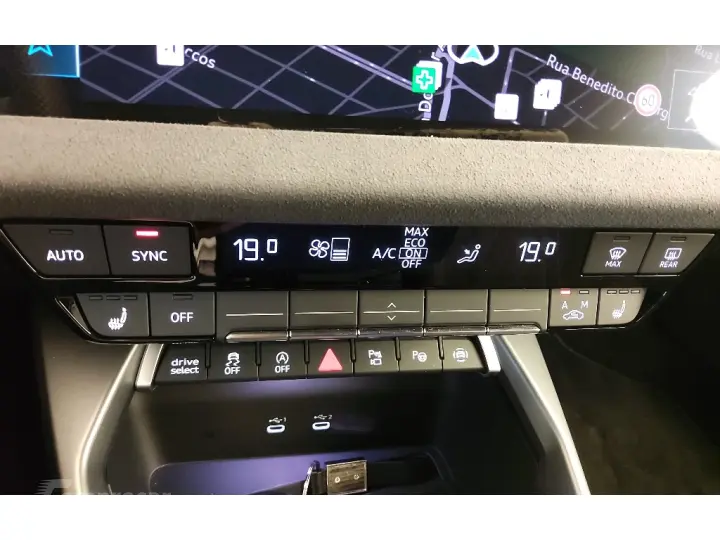 A3 2.0 TFSI GASOLINA SEDAN PERFORMANCE BLACK S-TRONIC