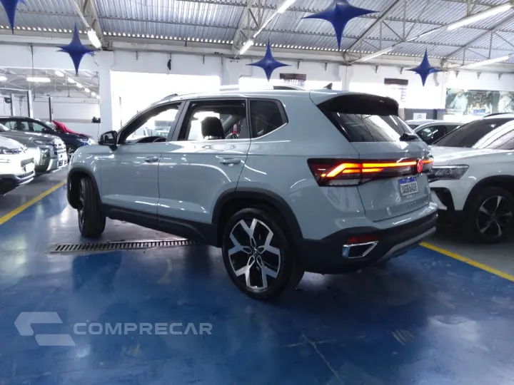 TAOS 1.4  250 TSI TOTAL FLEX HIGHLINE AUTOMÁTICO