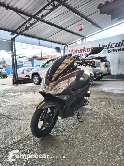 PCX 150/DLX