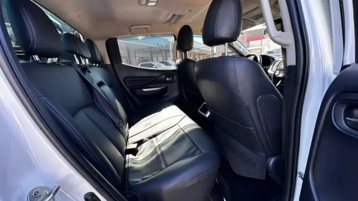 L200 TRITON 2.4 16V Turbo Sport Hpe-s CD 4X4