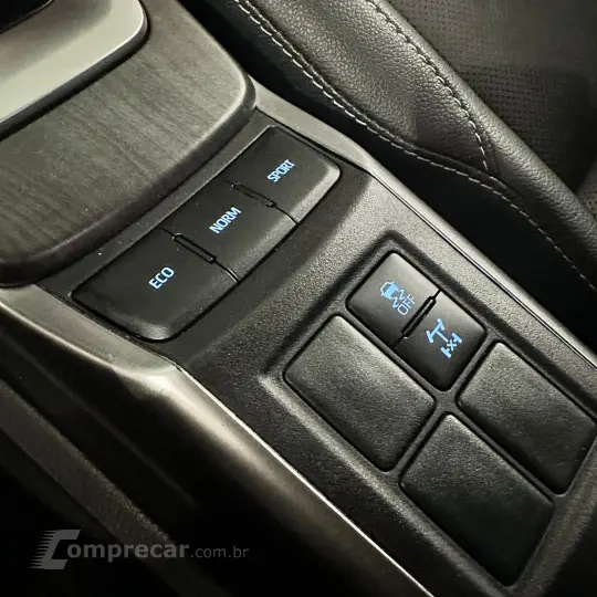 Hilux SW4 SRX 4x4 2.8 TDI 16V Dies. Aut.