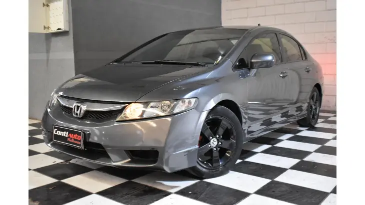 CIVIC - 1.8 LXS 16V 4P AUTOMÁTICO