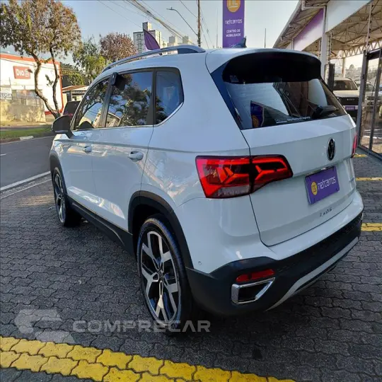 TAOS 1.4 250 TSI TOTAL FLEX HIGHLINE AUTOMÁTICO