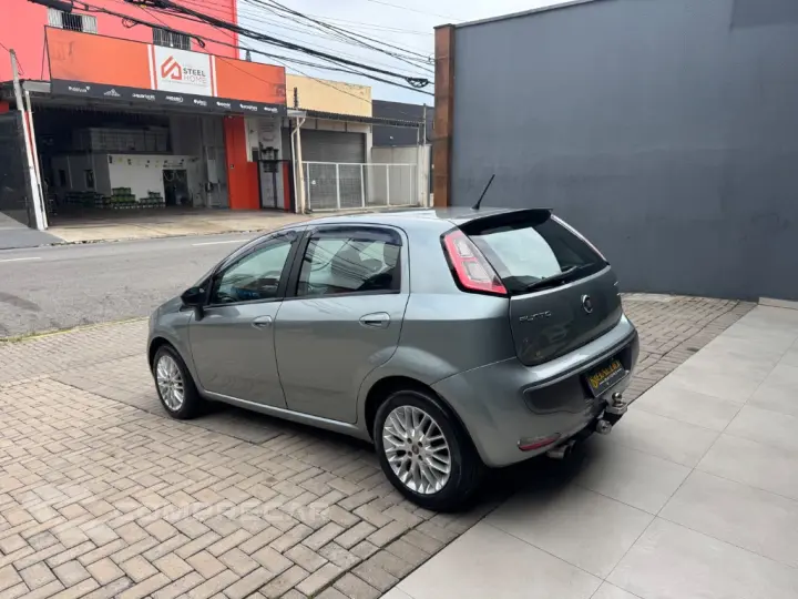 Punto ESSENCE 1.6 Flex 16V 5p
