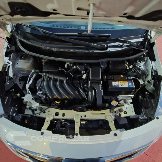 VERSA UNIQUE 1.6 16V FlexStart 4p Aut.