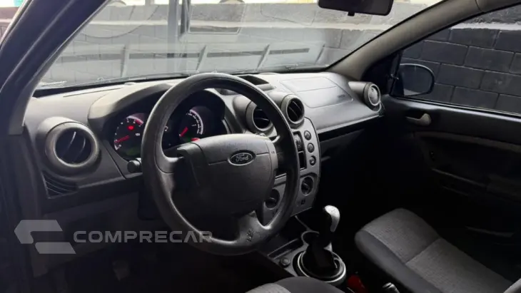 Fiesta Sedan 1.6 16V Flex Mec.