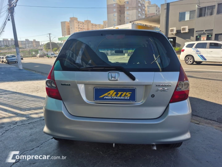 FIT 1.4 LX 16V