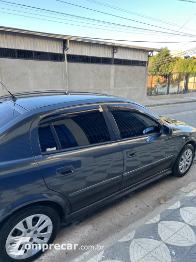 ASTRA 2.0 MPFI Advantage 8V