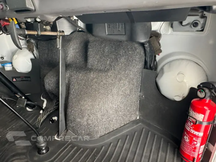 KOMBI 1.4 MI STD 8V FLEX 4P MANUAL