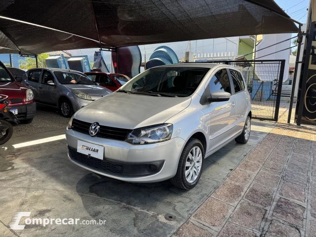 FOX - 1.6 MI 8V 4P MANUAL