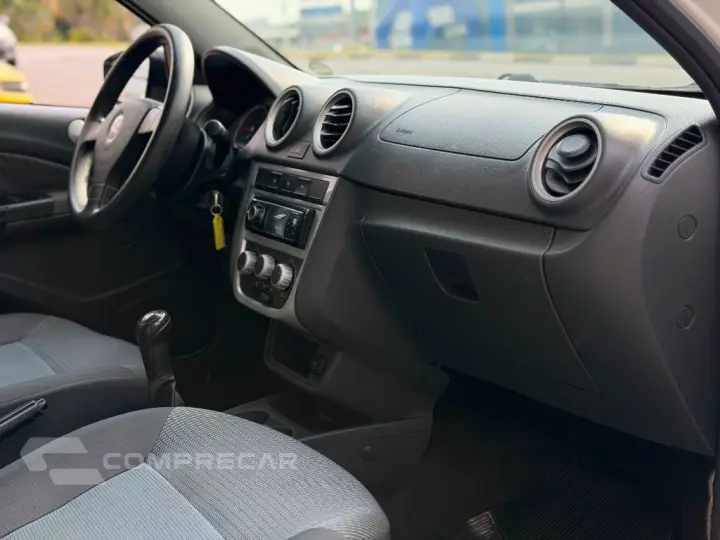 Gol City (Trend)/Titan 1.0 T. Flex 8V 4p