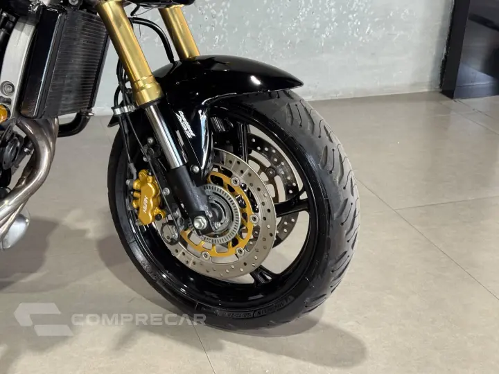 CB 600F HORNET