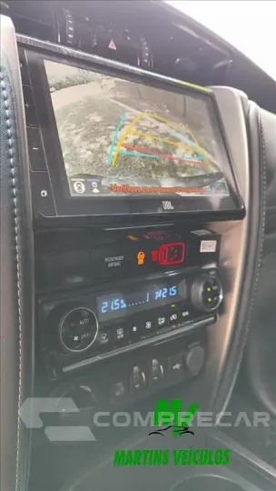 HILUX SW4 2.8 D-4D TURBO DIESEL SRX 4X4 AUTOMÁTICO