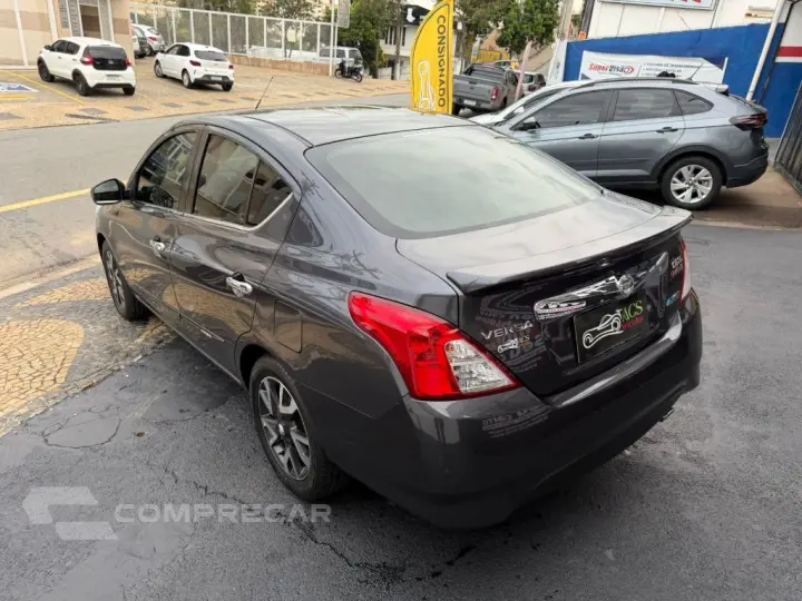 VERSA UNIQUE 1.6 16V FlexStart 4p Aut.