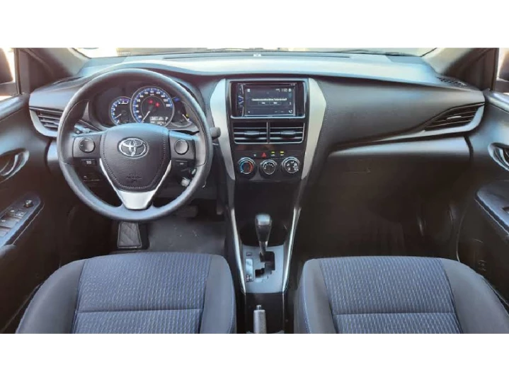 YARIS 1.3 16V FLEX XL LIVE MULTIDRIVE