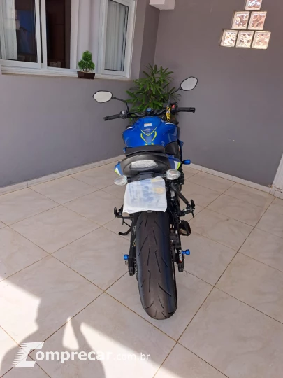 GSX S 750 AZ