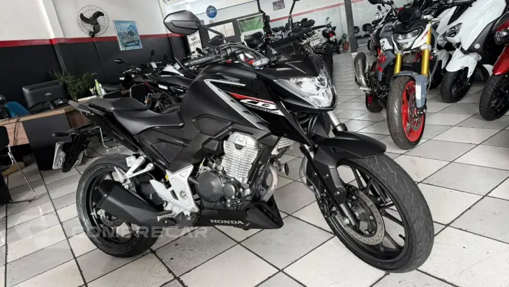 CB 300F TWISTER CBS