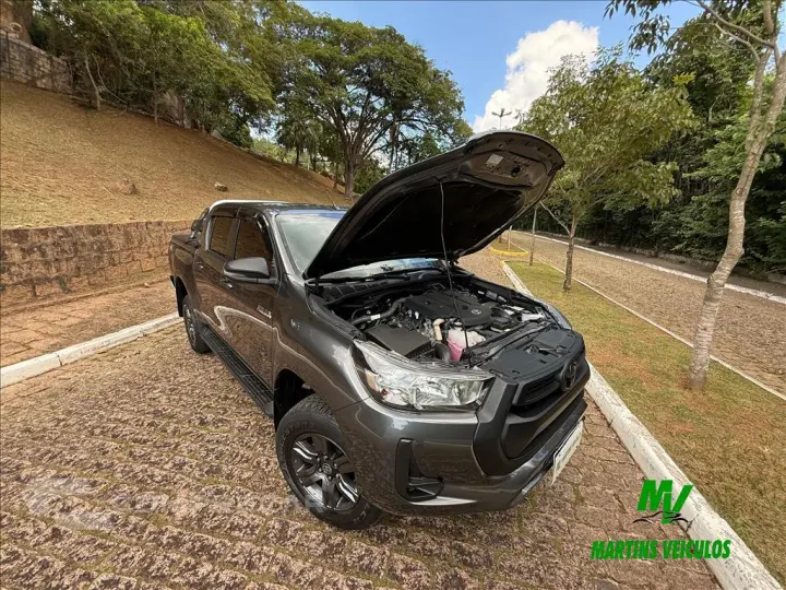 HILUX 2.8 D-4D TURBO DIESEL CD SR 4X4 AUTOMÁTICO