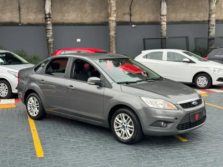 FOCUS 2.0 Sedan 16V