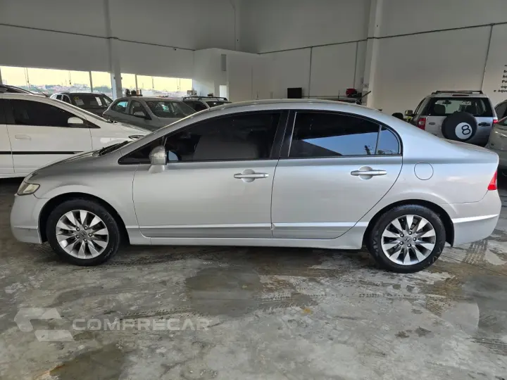 Civic Sed. LXL/LXL SE 1.8 Flex 16V Mec.