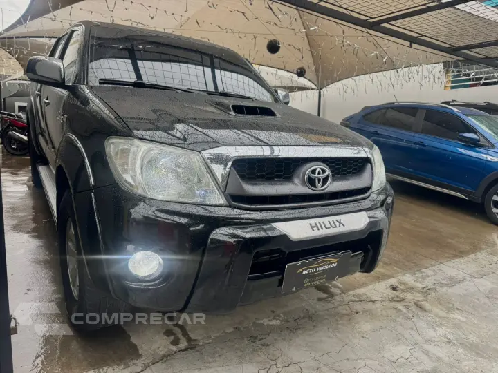 HILUX 2.4 4X4 8V