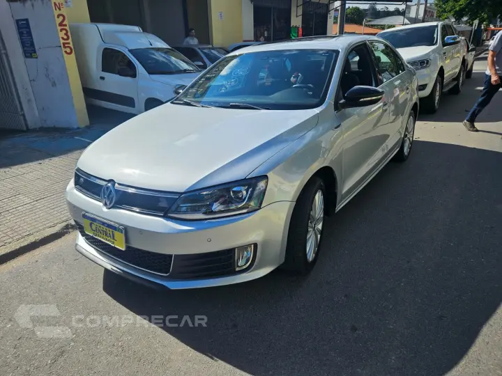 JETTA 2.0 TSI Highline