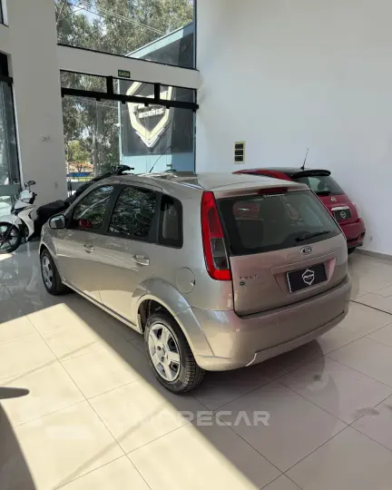 FIESTA 1.6 MPI Hatch 8V