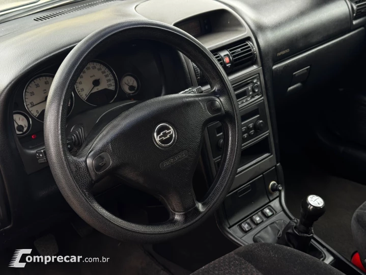 ASTRA 2.0 MPFI Advantage 8V