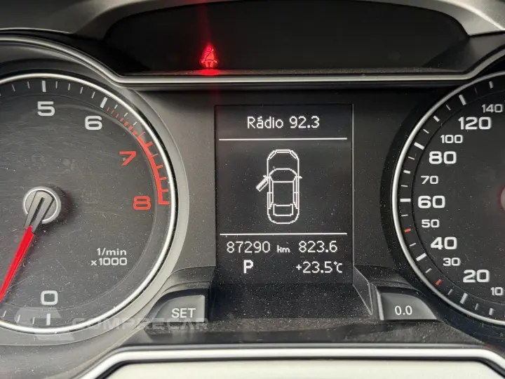 A4 1.8 TFSI AMBIENTE GASOLINA 4P MULTITRONIC