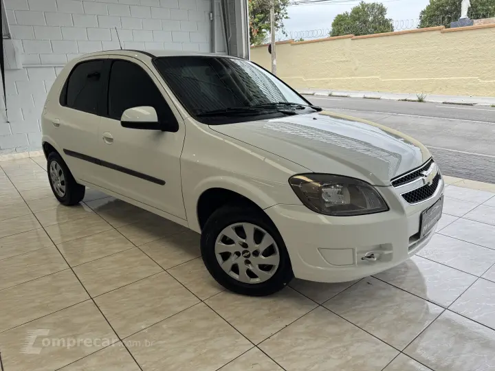 CELTA 1.0 MPFI LT 8V
