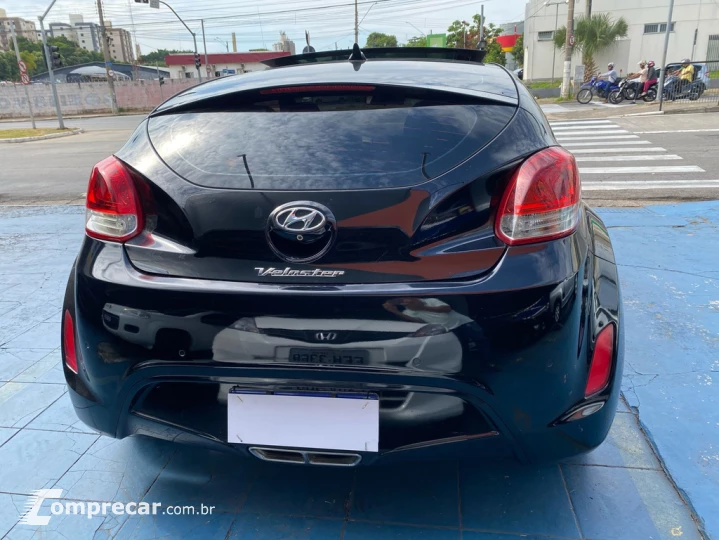 Veloster