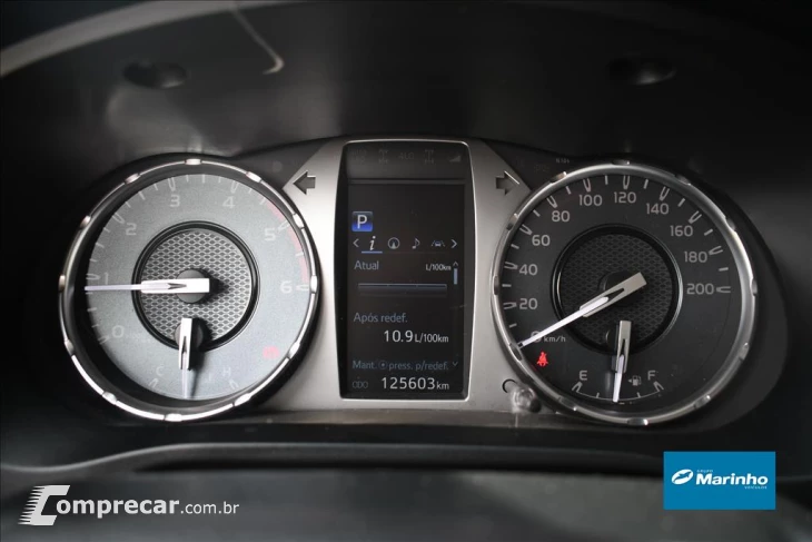 HILUX 2.8 D-4D TURBO DIESEL CD SRX 4X4 AUTOMÁTICO