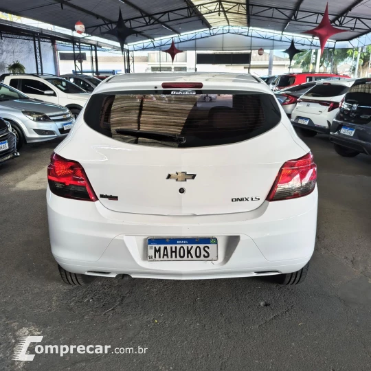 ONIX HATCH LS 1.0 8V FlexPower 5p Mec.