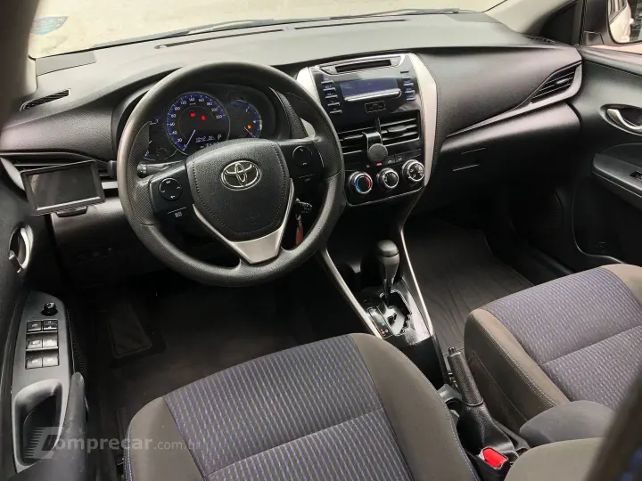 Yaris 1.5 16V Flex Sedan Xl Multidrive