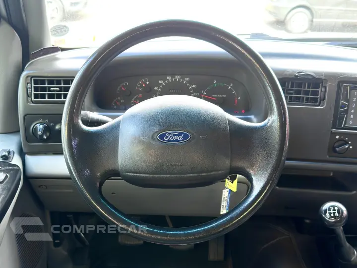 F-250 4.2 XLT 4X2 CD TURBO INTERCOOLER DIESEL 4P MANUAL