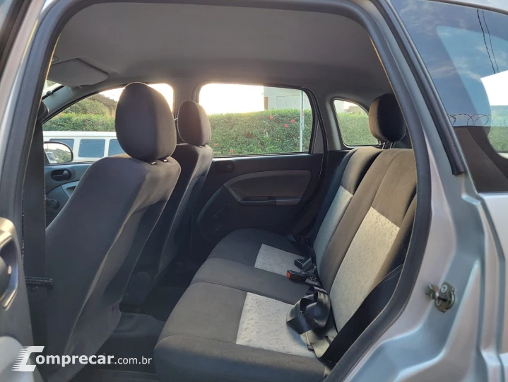 FIESTA 1.0 MPI Hatch 8V