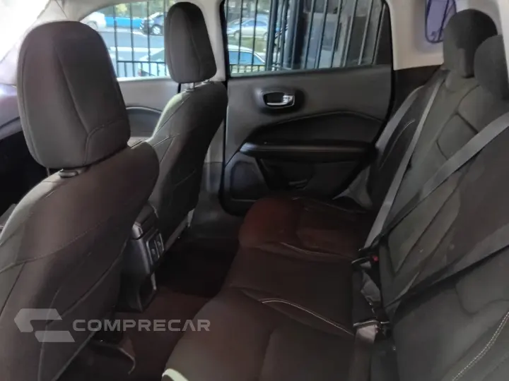 Jeep Compass Sport