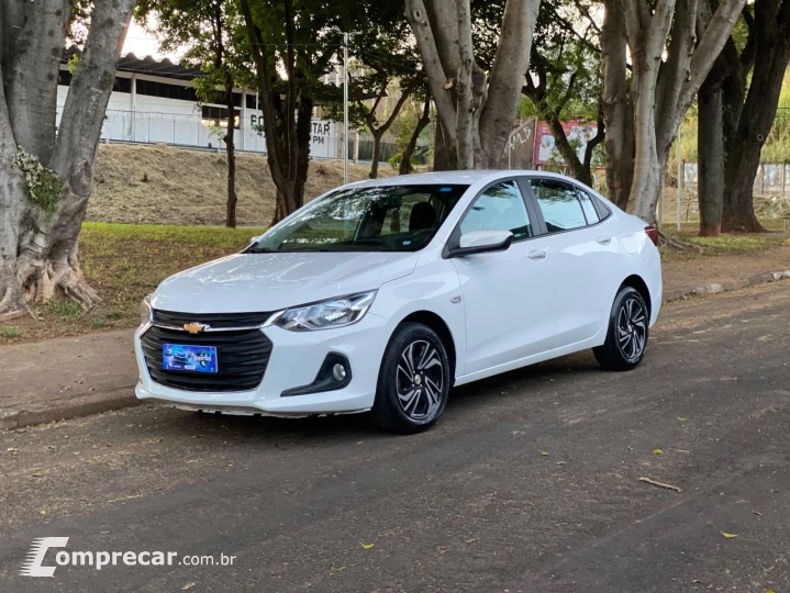 ONIX SEDAN Plus LT 1.0 12V Flex 4p Mec.